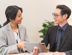 Cara Mencari Topik Pembicaraan dengan Orang Baru